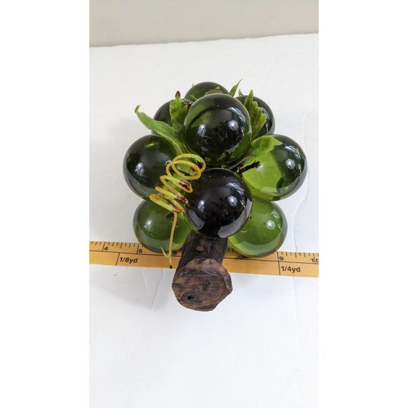 Large Green Lucite Grapes Bunch Vintage Decor Translucent Plastic - Picture 14 of 16